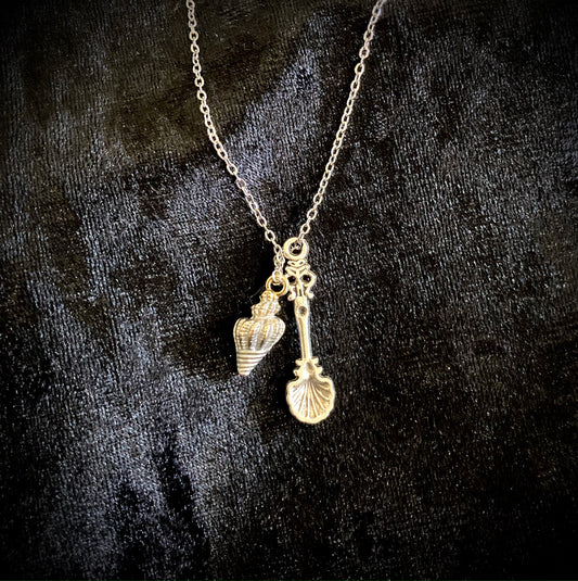 Conch Shell Spoon Pendant Necklace